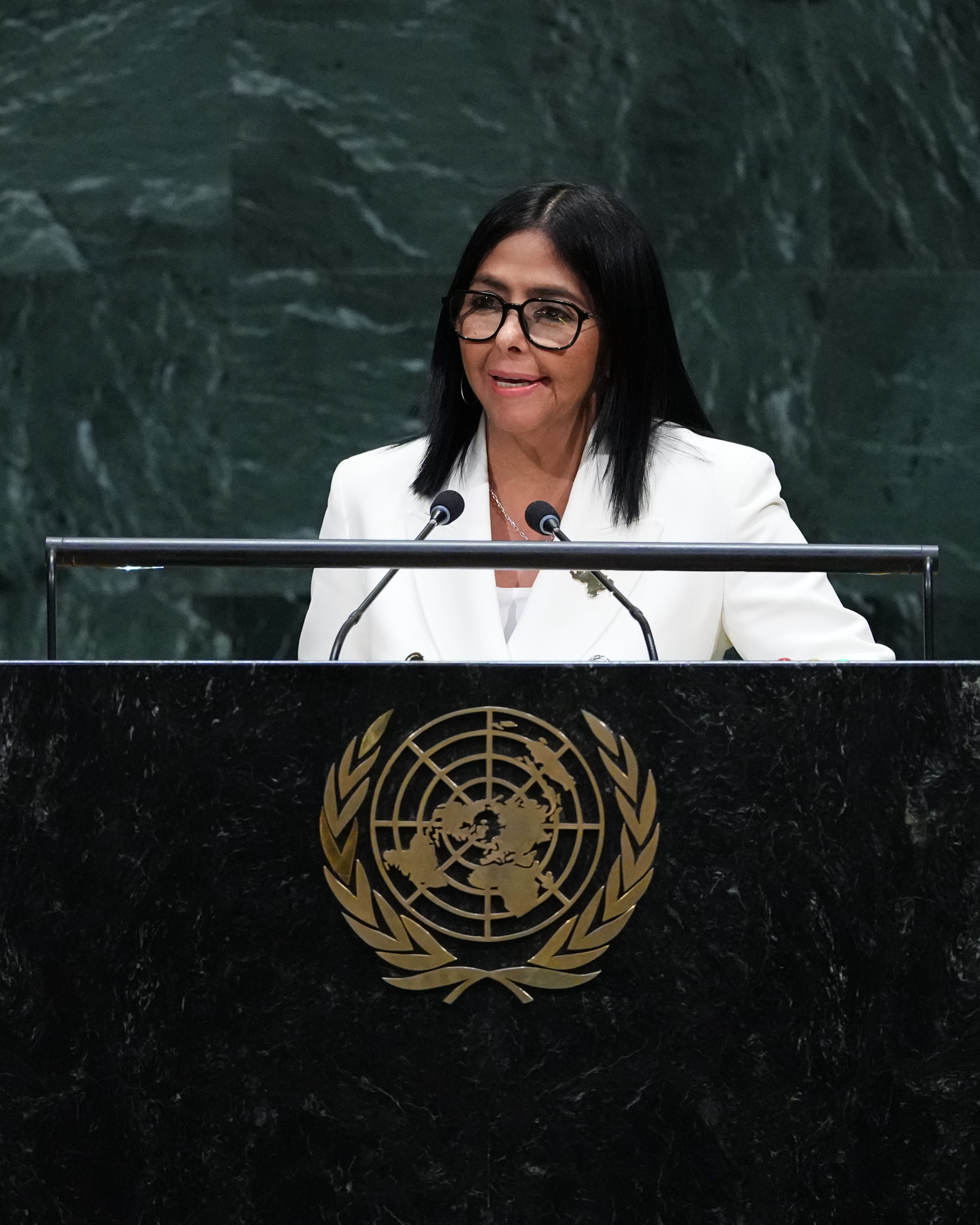 Top World story anchor
