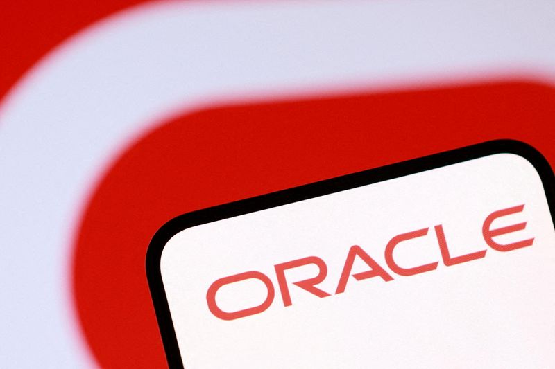 Oracle cites 'force majeure' to shield itself on data center, Bloomberg News reports