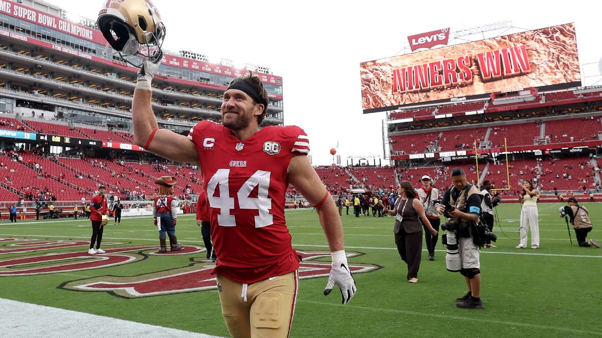 San Francisco 49ers fullback Kyle Juszczyk (44) celebrates after an NFL football game against the Miami Dolphins in Santa Clara, Calif., Sunday, Sept. 20, 2026.