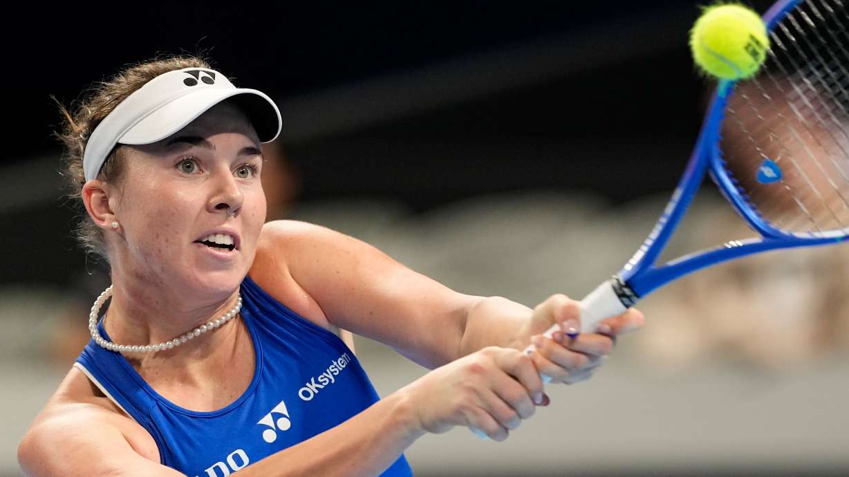 Czech Republic's Linda Noskova returns the ball to Spain's Cristina Bucsa during the Billie Jean King Cup women's singles semifinal tennis match between Spain and Czech Republic, in Shenzhen, China, Friday, Sept. 25, 2026.