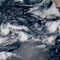 Hurricane Nolo threatening Hawaii with heavy rain as Polo churns near Mexico