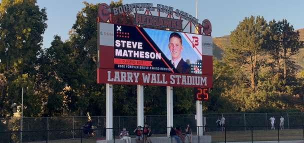Bountiful honors former QB, lightening strike victim