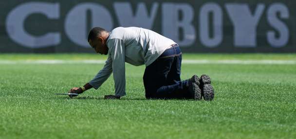 Maracana Stadium turf still being trimmed ahead of Cowboys-Ravens as Rio gears up for 1st NFL game