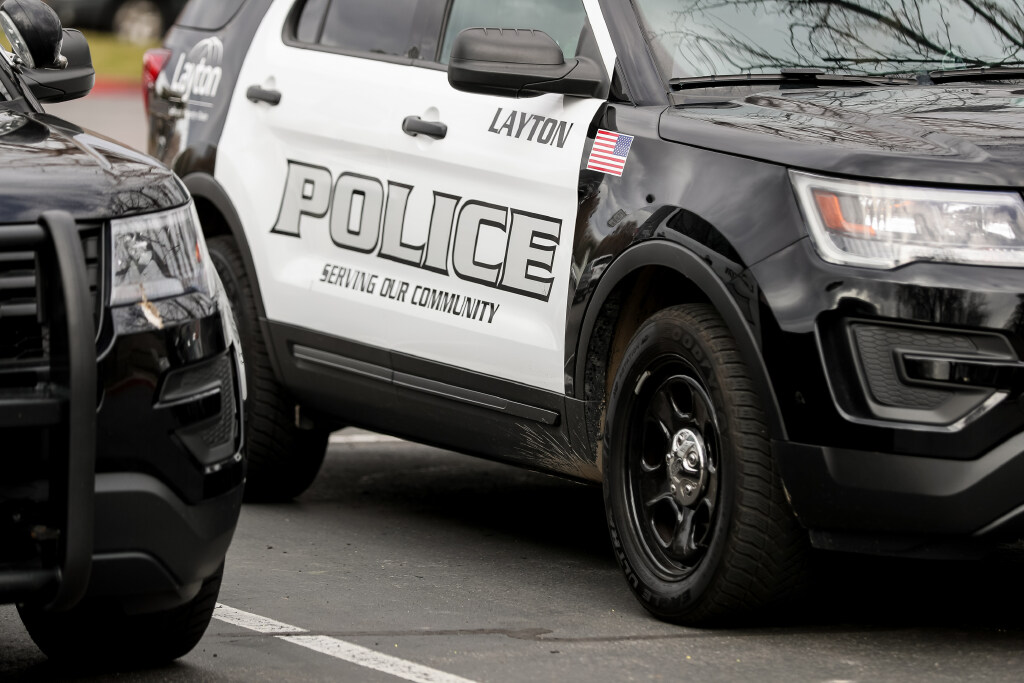Motorcyclist flown to hospital after crash near Layton