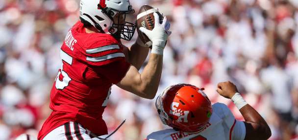 Double pick-6s: Texas Tech LB Austin Romaine returns 2 interceptions for TDs on consecutive passes