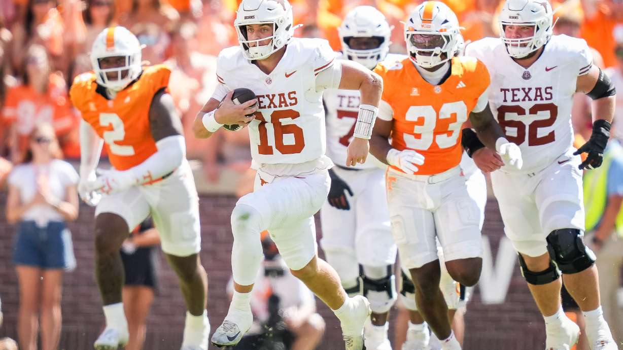 Texas quarterback Arch Manning (16) runs the ball during the first half an NCAA college football game against Tennessee in Knoxville, Tenn., Saturday, Sept. 26, 2026.