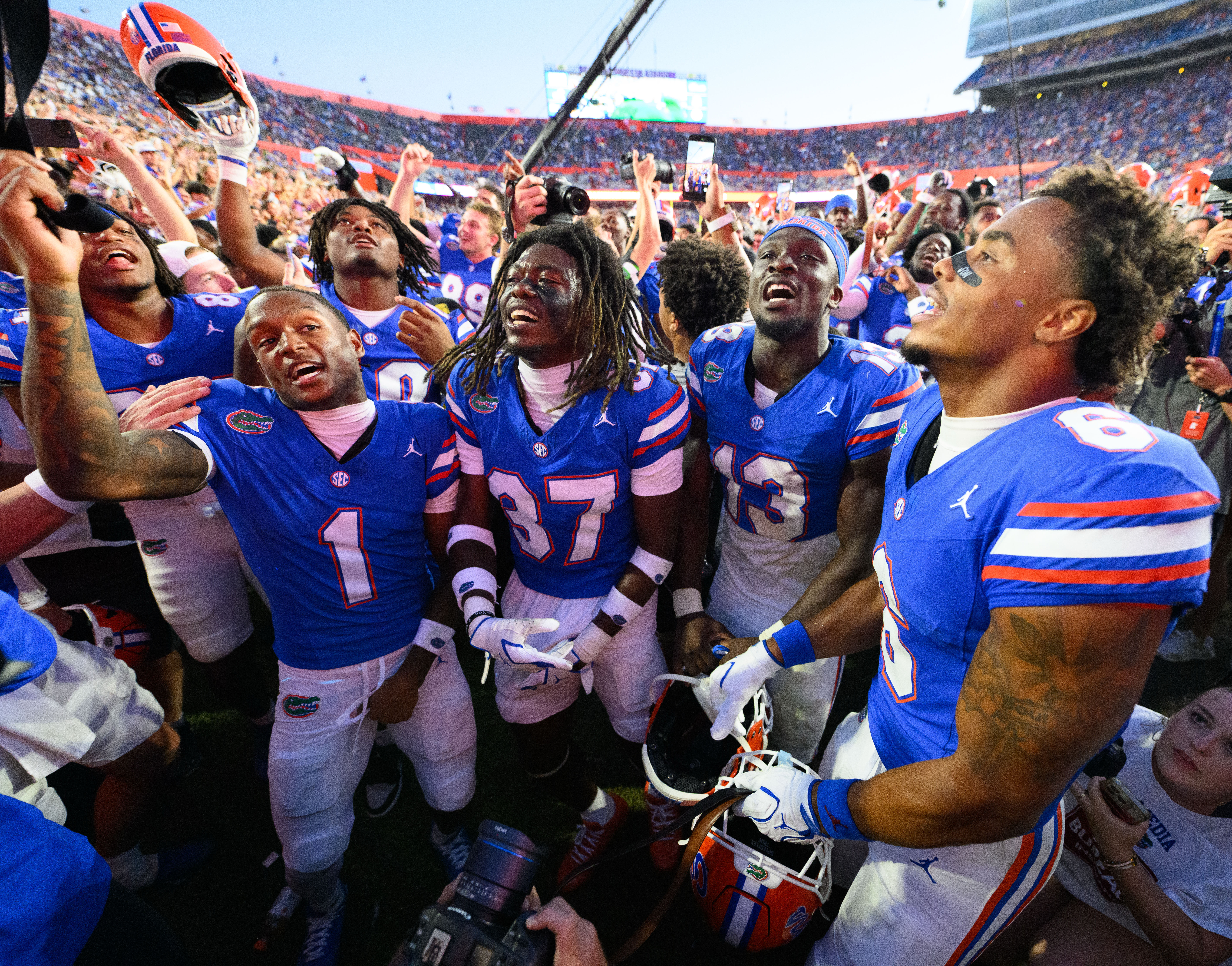 Josh Furlong's AP Top 25: Texas adds to resume as Florida takes giant leap in rankings
