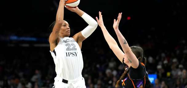 A'ja Wilson wins AP WNBA Player of the Year for 3rd straight year; Angel Reese top defensive player