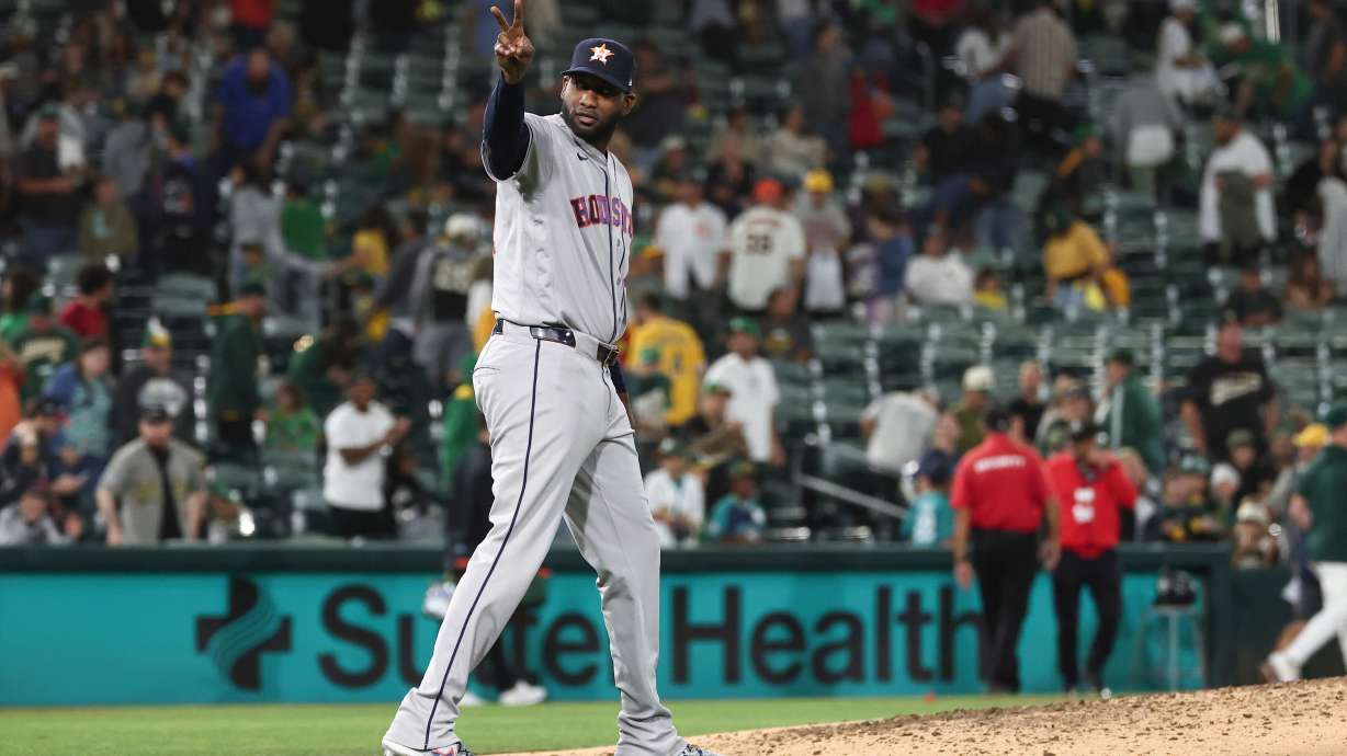 Houston Astros' Yordan Alvarez signals to the fans while leaving the field after a baseball game against the Athletics Saturday, Sept. 26, 2026, in West Sacramento, Calif.