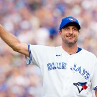 Max Unlimited: Scherzer strikes out 7 on short rest for Blue Jays to beat Reds in season finale