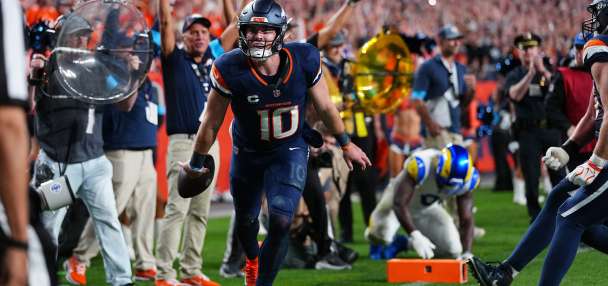 Bo Nix and Talanoa Hufanga lead the Broncos past the Rams 30-26 in a Sunday night thriller