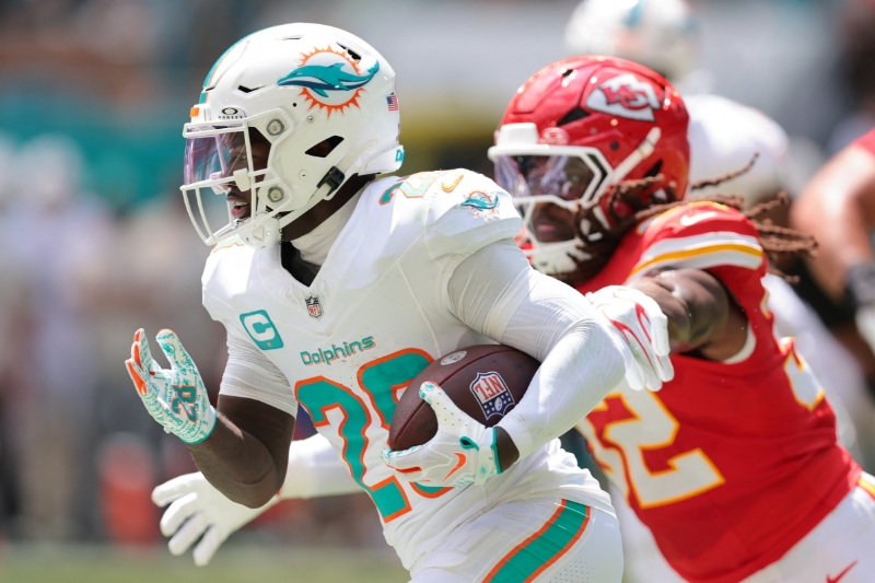 Dolphins RB De'Von Achane (ACL) out for season