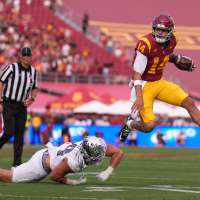 Senate nears vote on college sports bill that would rein in athlete payments and transfers
