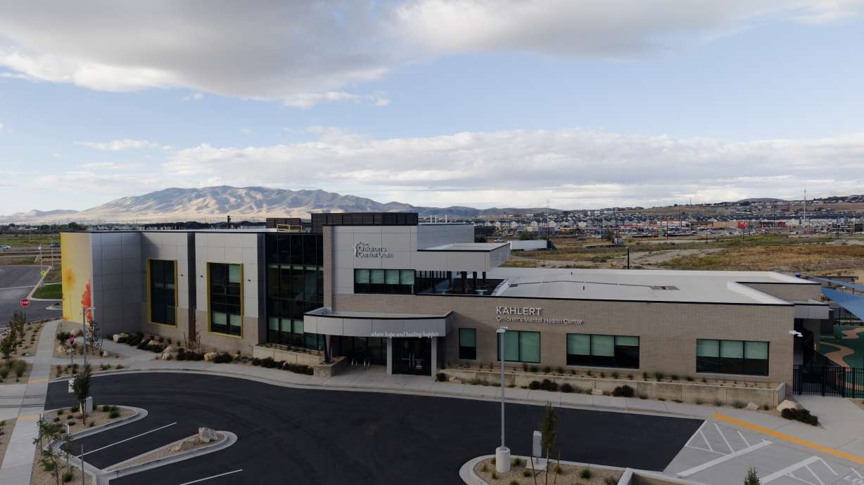 A new mental health center in Lehi is bringing specialized care for young children closer to Utah County families.