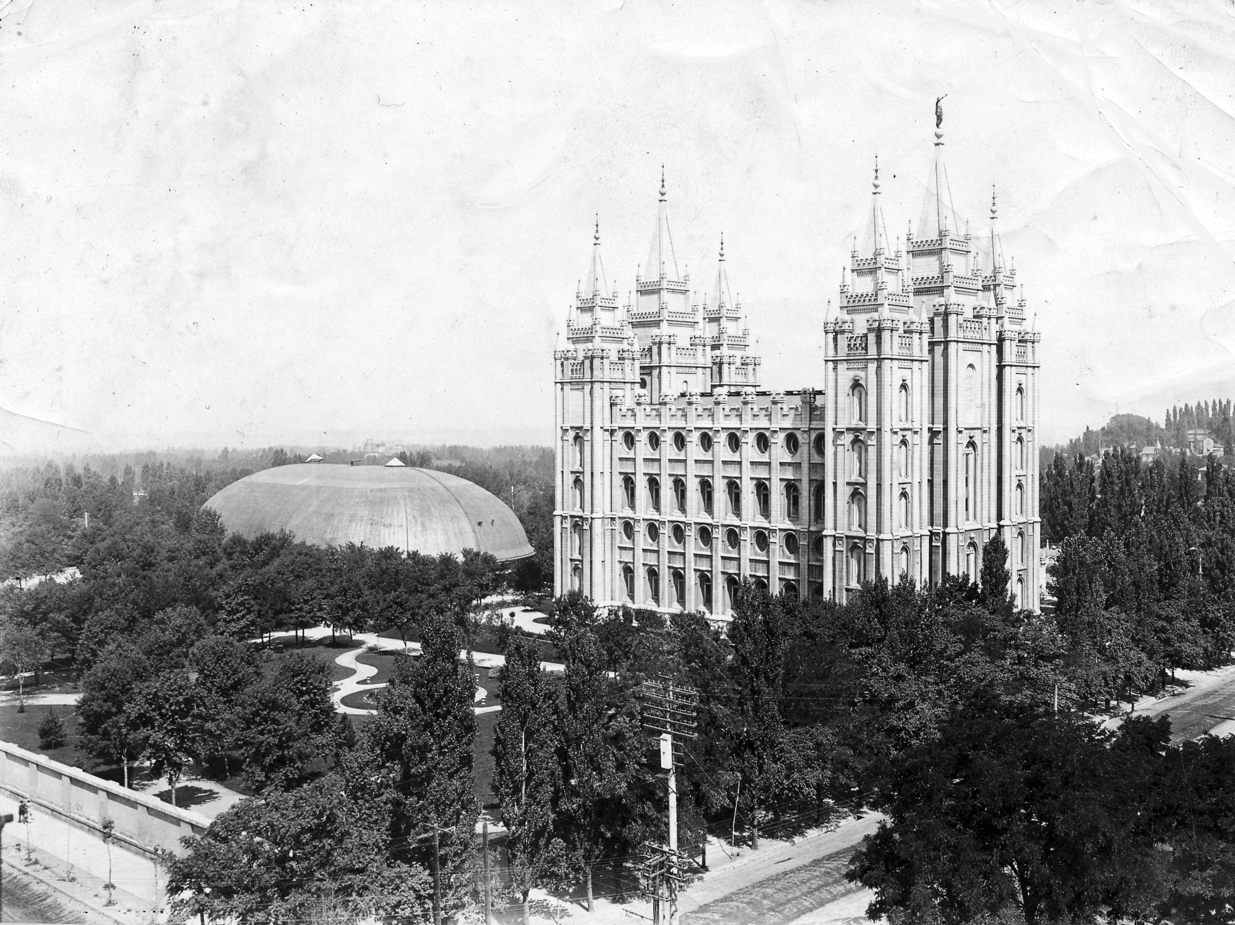Historic photo at the turn of the 19th Century looking west over Temple Square.