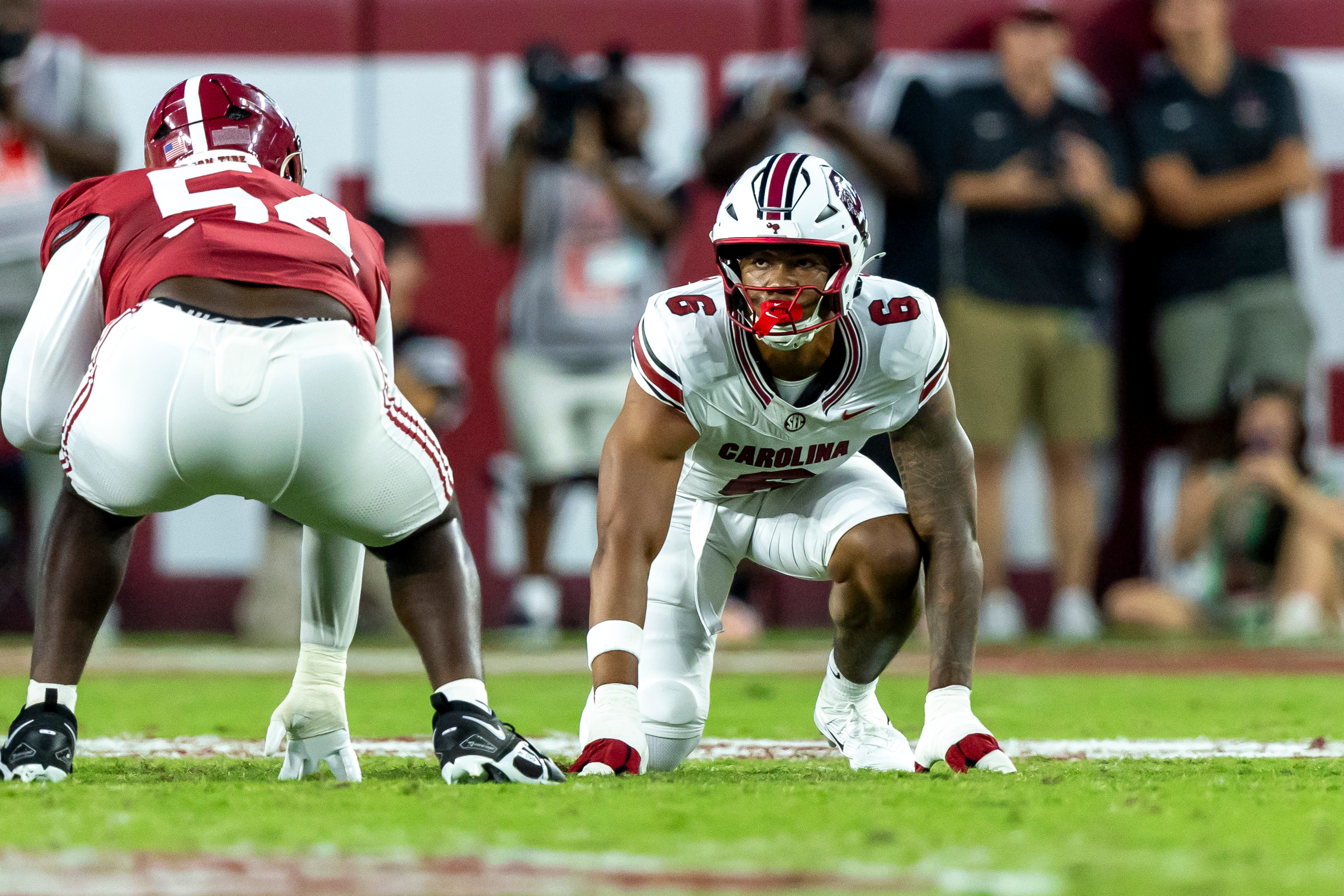 SEC, South Carolina suspend Gamecocks' edge rush Dylan Stewart 1 game for punch