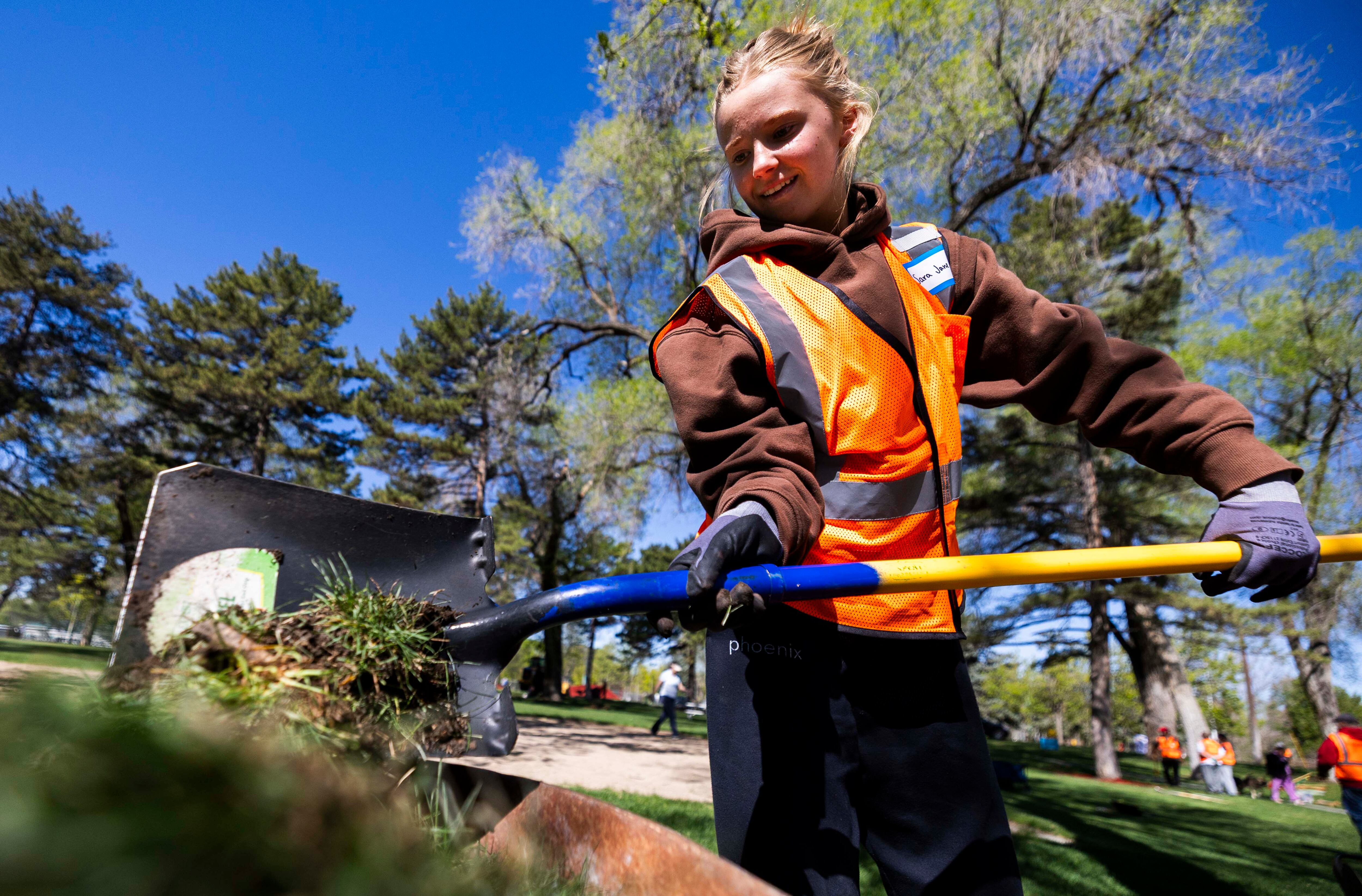 Why Gov. Cox is pushing voluntary service for America's young people