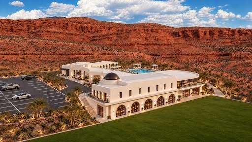 A lifestyle centered on balance, beauty and elevated desert living