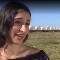 'There's wisdom here': Artist uses photography to share farmworkers' stories