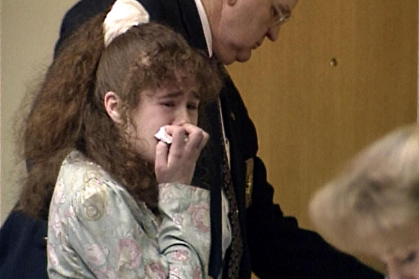 Christa Pike cries after being sentenced to death on March 30, 1996, in Knoxville, Tenn. Pike survived her execution attempt on Wednesday.