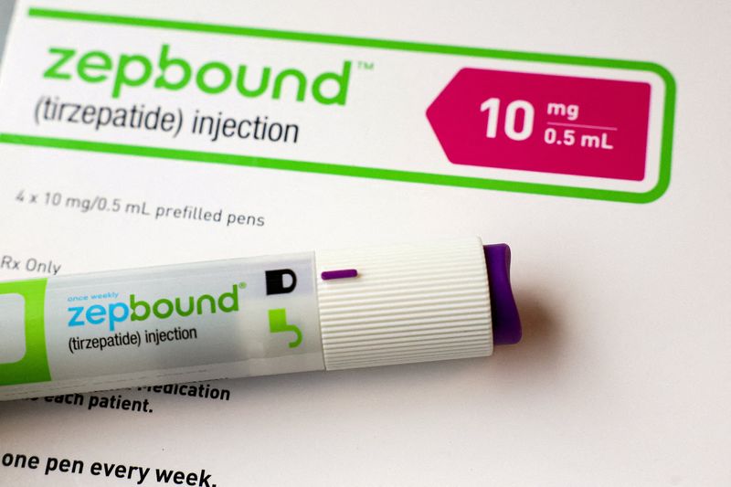 FILE PHOTO: An injection pen of Zepbound, Eli Lilly’s weight loss drug, is displayed in New York City, U.S., December 11, 2023.