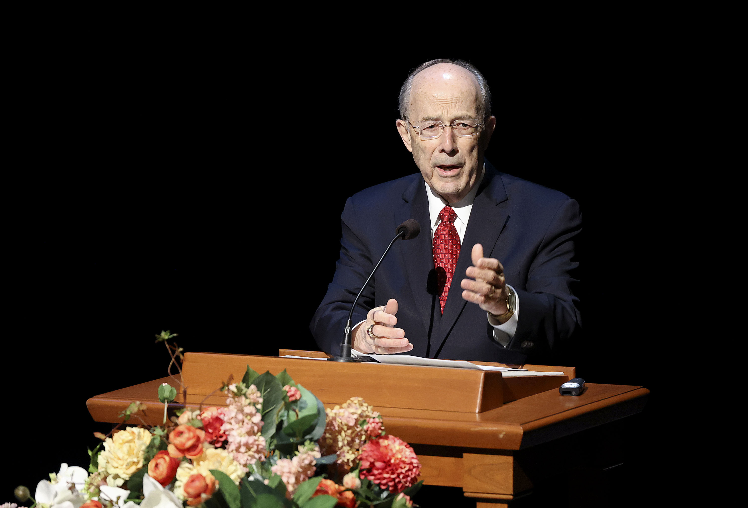 Keith B. McMullin, then-CEO of Deseret Management Corporation, announces that Robin Ritch will become president and publisher of Deseret News Publishing Co. during a meeting at the Conference Center Little Theater in Salt Lake City on April 14, 2021. McMullin died on Wednesday at the age of 85.