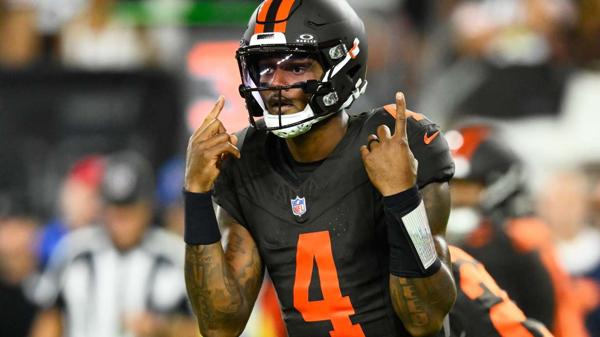 Cleveland Browns quarterback Deshaun Watson plats against the Pittsburgh Steelers during the first half of an NFL football game in Cleveland, Thursday, Oct. 1, 2026.