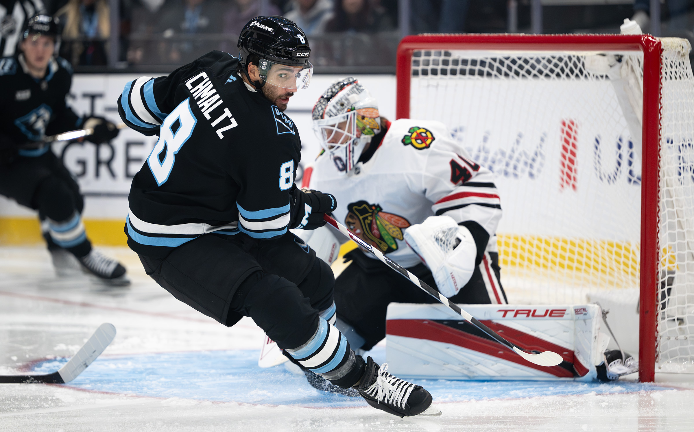 Utah Mammoth begin new season with commanding shutout victory over Chicago Blackhawks