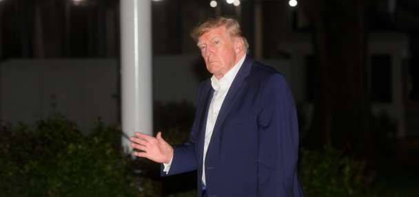 Top Politics story anchor