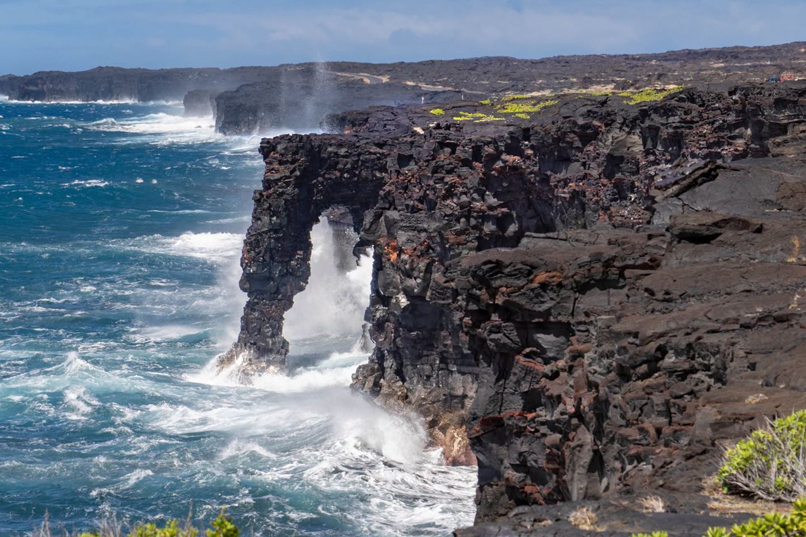 The Hōlei Sea Arch was formed roughly 550 years ago.