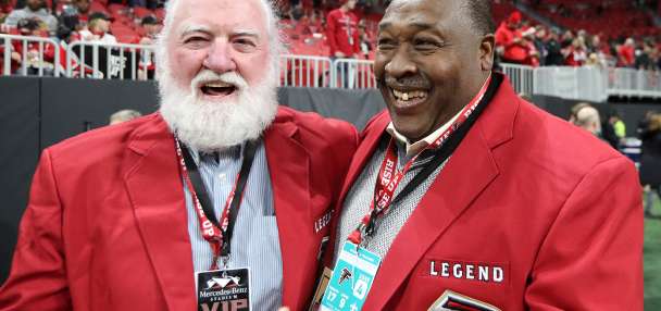 Former Falcons center Jeff Van Note, a six-time Pro Bowl center, dies at 80