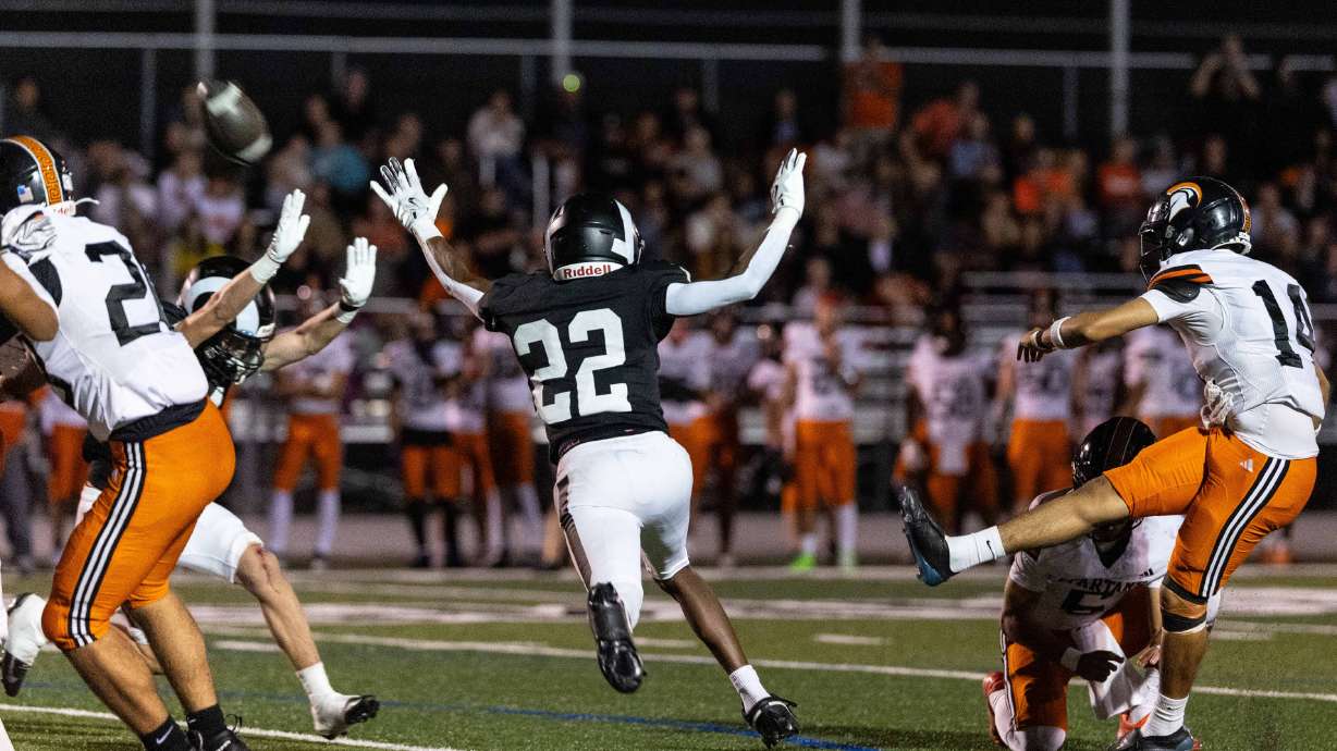 Murray’s Anthony Guerra (14) kicks a field goal during a high school football game played against Highland at Highland High School in Salt Lake City on Friday, Sept. 25, 2026.