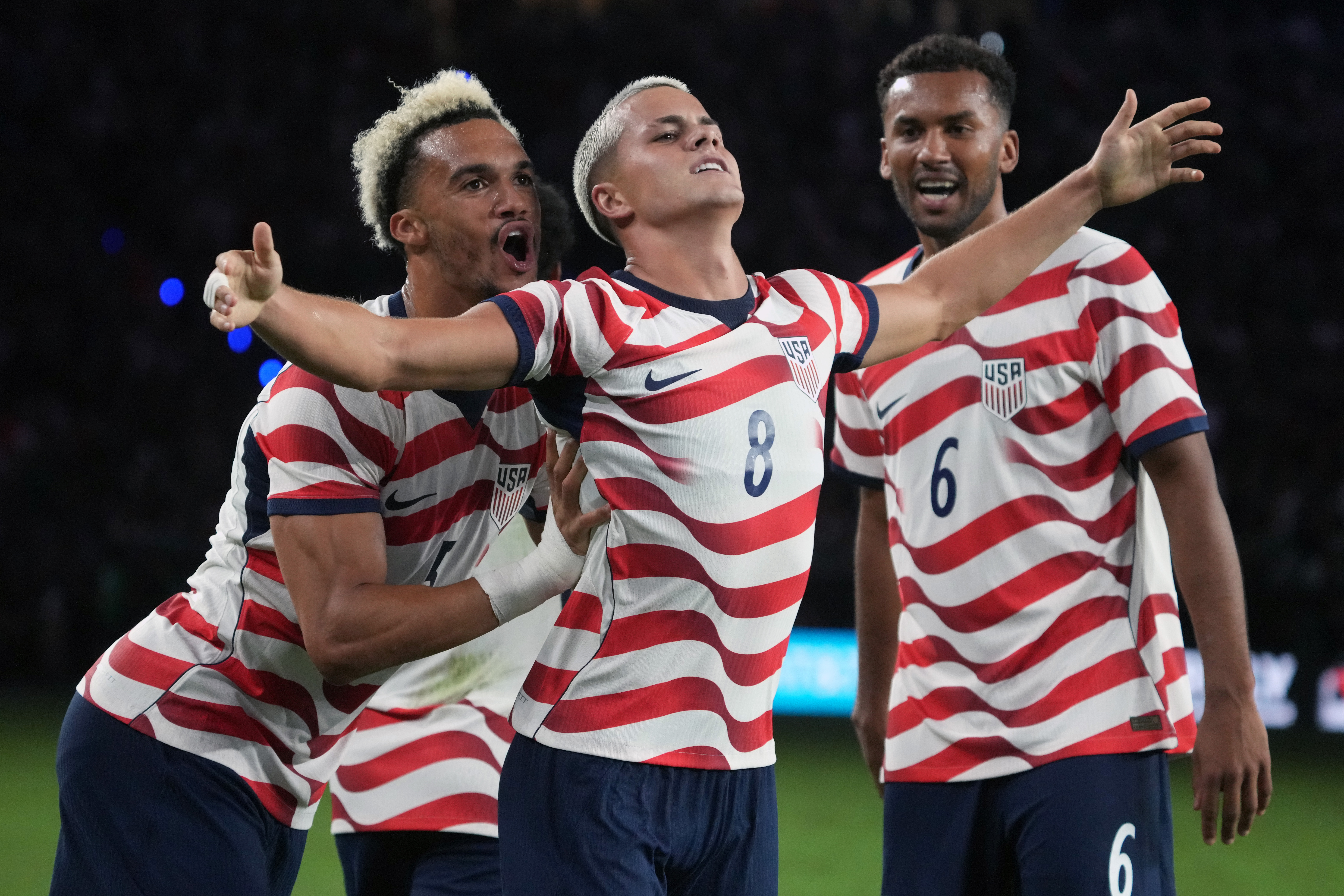 U.S. forward Cavan Suulivan celebrates after scoring against Mexico in the second half of an international friendly soccer match in Glendale, Ariz., Saturday, Oct. 3, 2026. 
