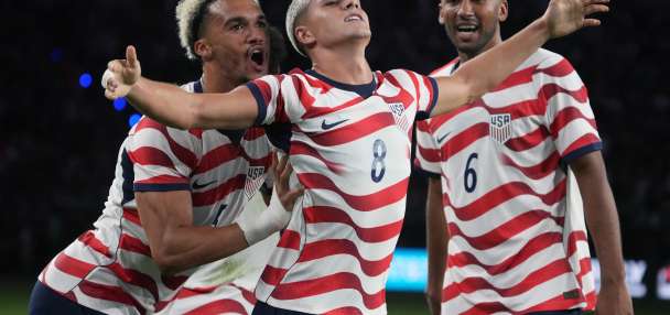 Cavan Sullivan -- just 17 years old -- becomes youngest USMNT player to score in 3-0 win vs. Mexico