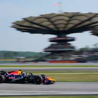 Verstappen beats Antonelli to win F1's Bahrain GP in Malaysia as Russell retires