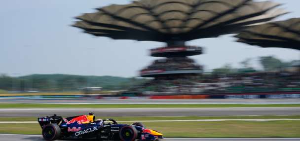 Verstappen beats Antonelli to win F1's Bahrain GP in Malaysia as Russell retires
