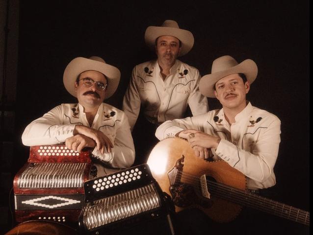 Carlos y Charlos