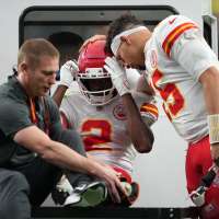 Chiefs' Thornton out 12-16 weeks after dislocating left ankle and tearing ligaments, AP source says