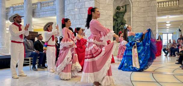 Speakers at Hispanic Heritage Month event laud 'American way,' opportunity in the U.S.