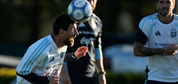 Argentina bids Messi farewell in final national team match, ending an era