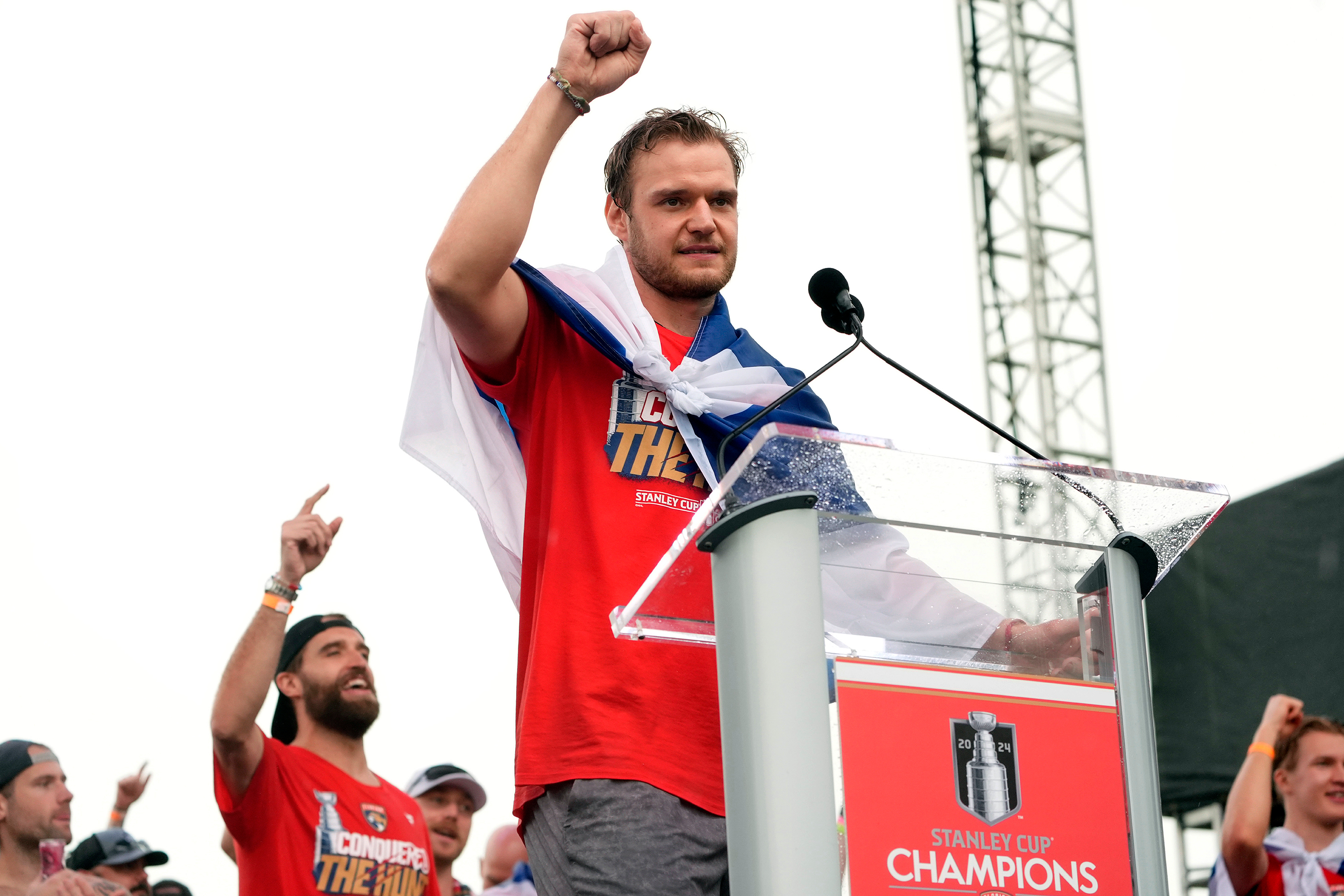 Florida captain Aleksander Barkov will not need surgery, out 6-8 weeks, Panthers say
