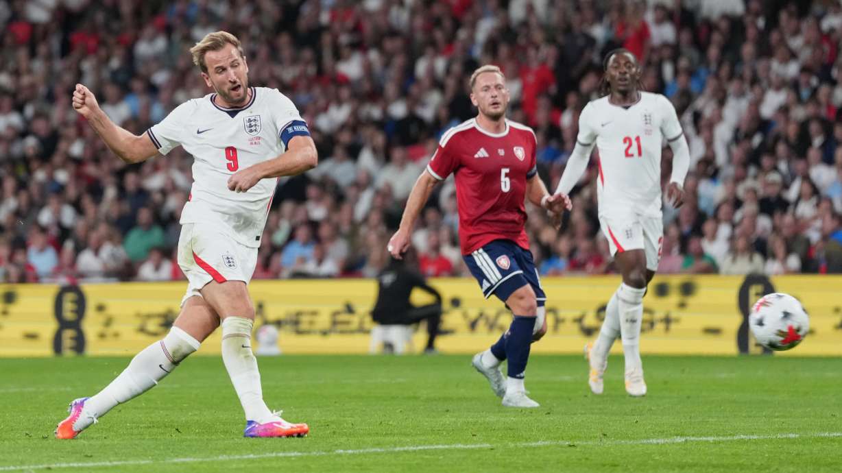 England's Harry Kane scores during the UEFA Nations League soccer match between England and Czechia in London, Tuesday, Oct. 6, 2026.