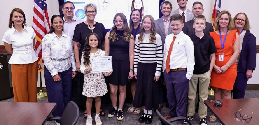 French officials recognize 3 Utah schools for their dual-language French offerings