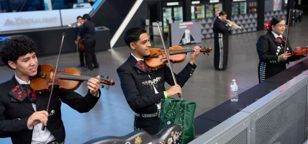 With violins, trumpets and the guitarrón, Las Vegas is training the mariachi educators of tomorrow