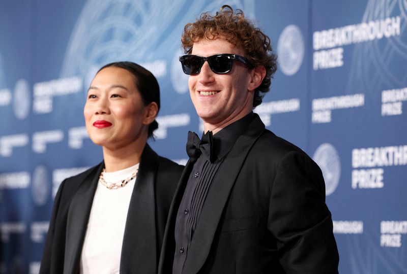 US government, Google join Zuckerberg-backed Biohub in $1.8 billion push for AI biology data