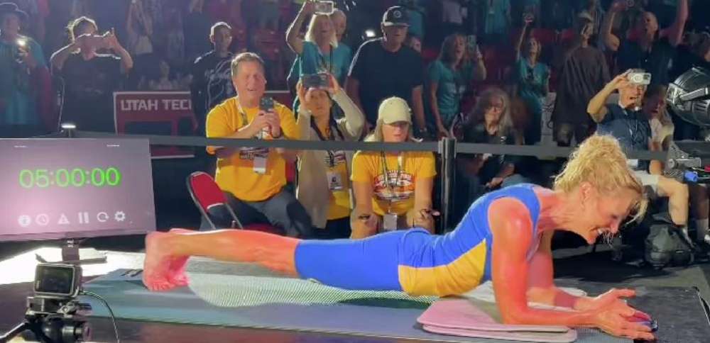 61-year-old woman holds 5-hour plank — a new world record — at Huntsman World Senior Games