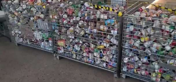 Farmington High School turns food drive into friendly competition