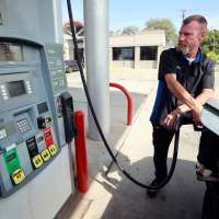 Utah consumer sentiment falls to lowest level since May amid soaring gas prices, mortgage rates