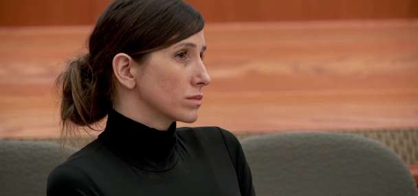 Kouri Richins requests new attorney in fraud case, citing relationships