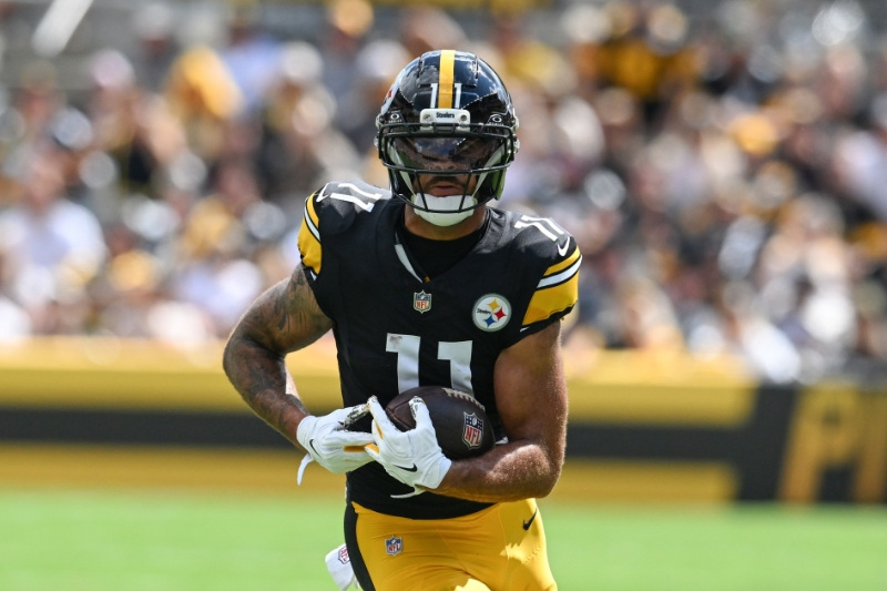 Sep 13, 2026; Pittsburgh, Pennsylvania, USA; Pittsburgh Steelers wide receiver Michael Pittman Jr. (11) runs following a catch against the Atlanta Falcons during the first quarter at Acrisure Stadium.